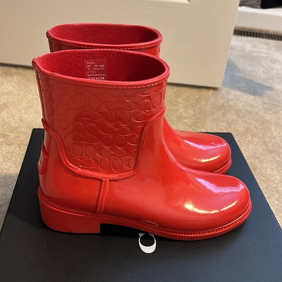 Coach rain boots size 7 - Picture 2 of 6